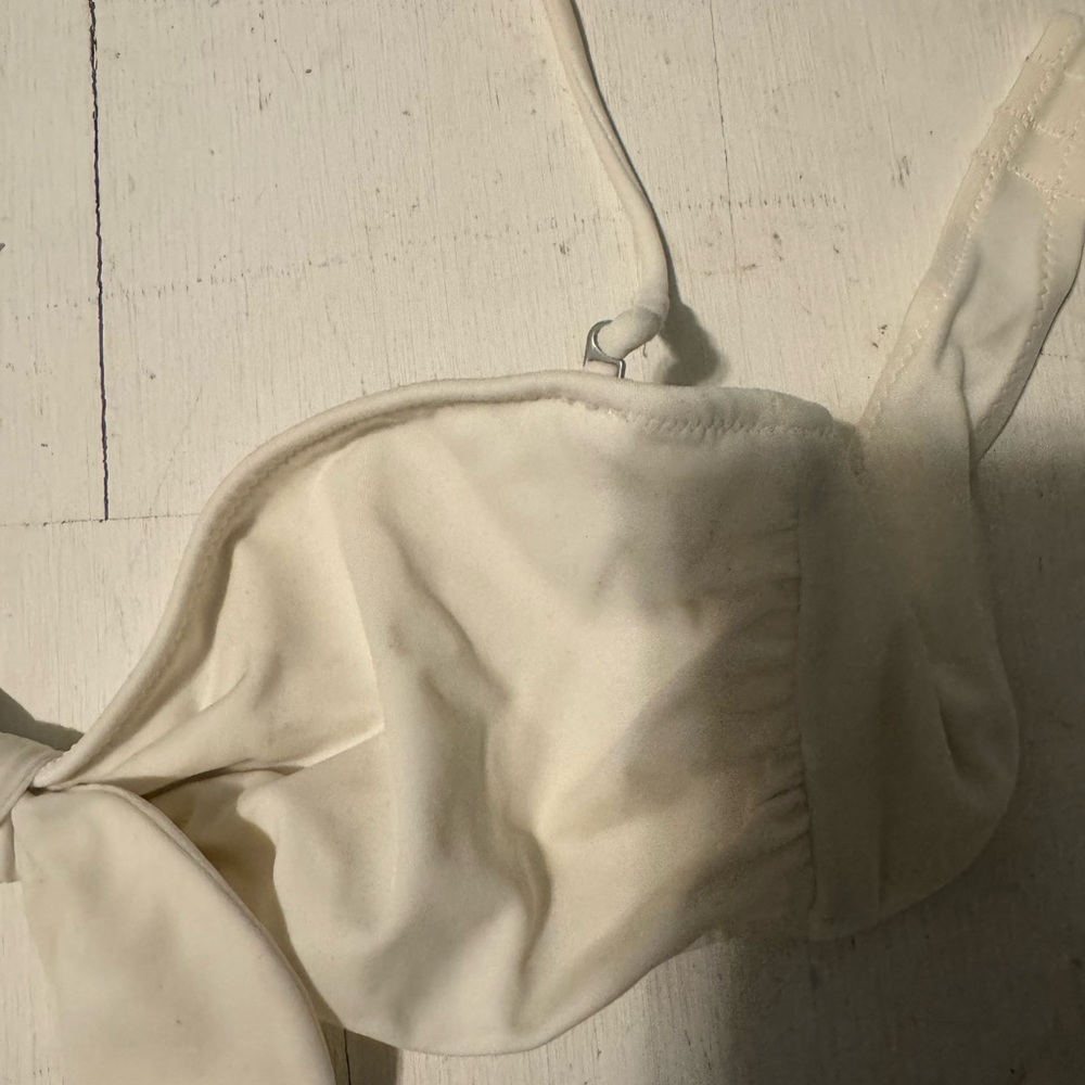 White bandeau bikini - Picture 5 of 7